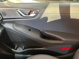 Hyundai IONIQ EV Tecno - Foto 14