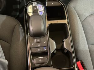 Hyundai IONIQ EV Tecno - Foto 24