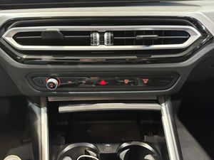 BMW Serie 3 320E 204CV FAMILIAR - Foto 24