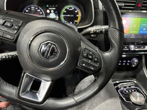MG ZS EV 45kWh Luxury - Foto 10