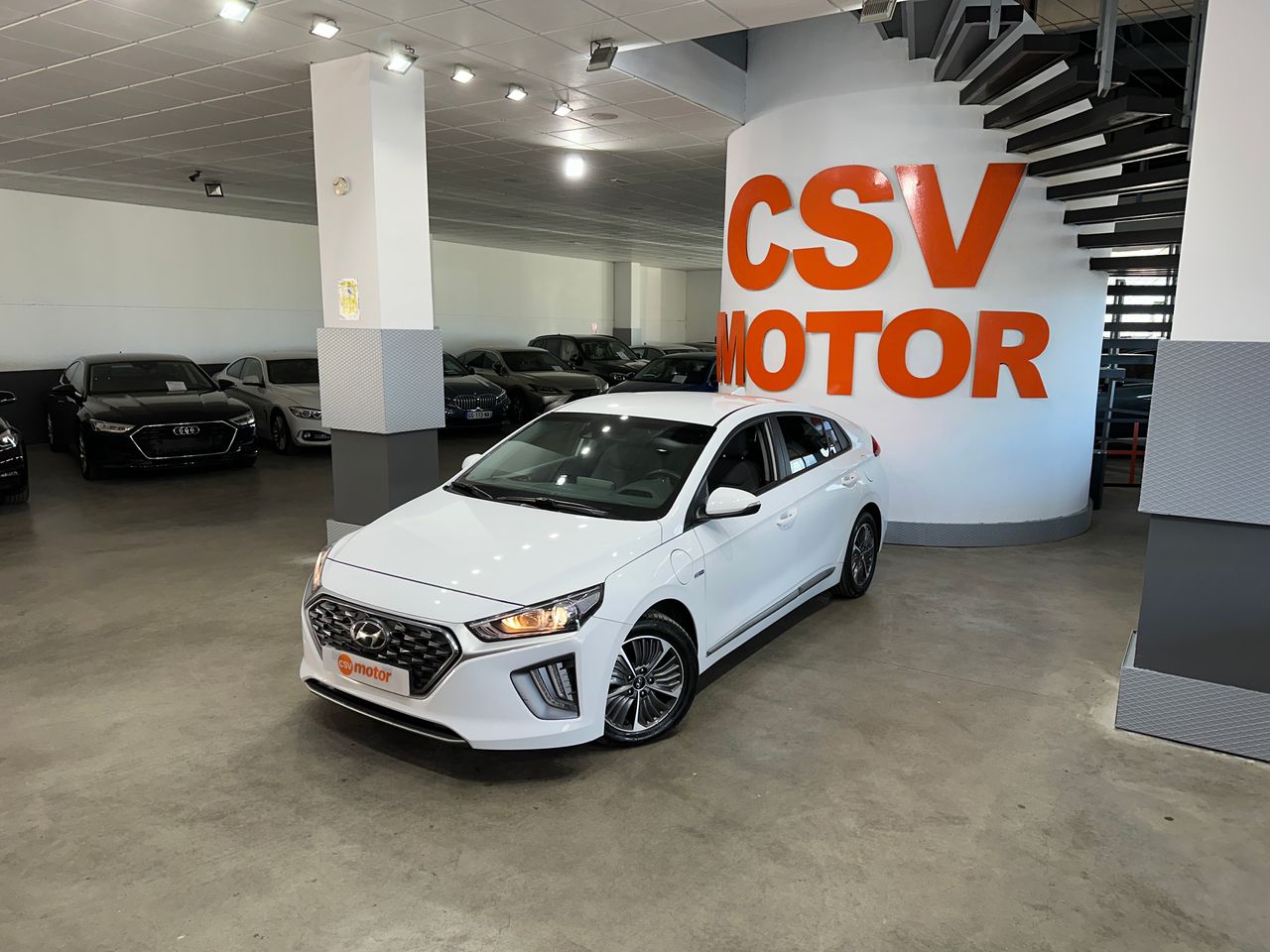 Hyundai IONIQ 1.6 GDI PHEV Klass DCT - Foto 1