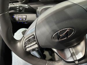 Hyundai IONIQ 1.6 GDI PHEV Klass DCT - Foto 16