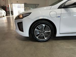 Hyundai IONIQ 1.6 GDI PHEV Klass DCT - Foto 25