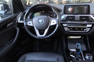 BMW iX3 80 kWh - Foto 11