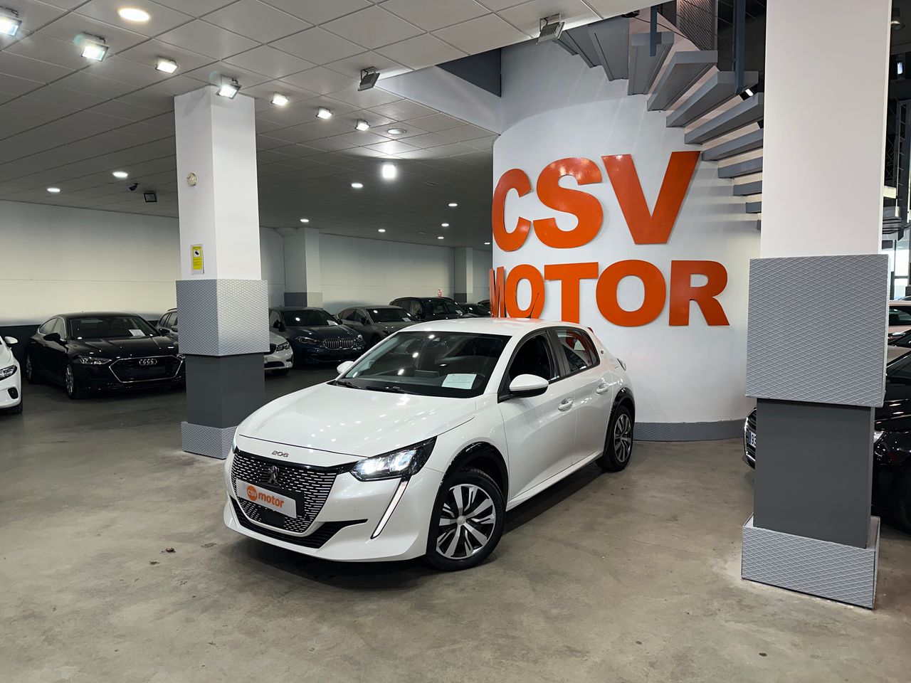 Peugeot e-208 50KWH 136CV ACTIVE - Foto 1