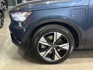 Volvo XC40 1.5 T4 Twin Recharge R-Design Auto - Foto 26