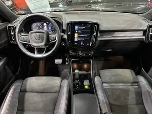 Volvo XC40 1.5 T4 Twin Recharge R-Design Auto - Foto 12