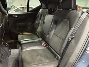 Volvo XC40 1.5 T4 Twin Recharge R-Design Auto - Foto 11
