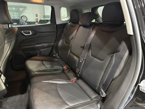 Jeep Compass 4Xe 1.3 PHEV 177kW (240CV) S AT AWD - Foto 9