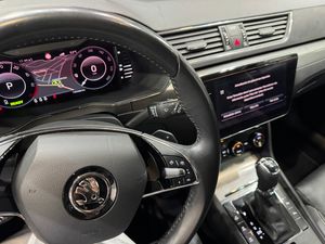Skoda Superb Combi Style 1.4 TSI iV P-HEV DSG - Foto 18