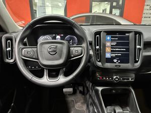 Volvo XC40 1.5 T4 Twin Recharge Inscription Auto - Foto 12
