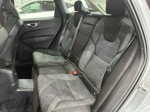 Volvo XC60 2.0 T6 AWD Recharge Core Auto - Foto 10