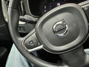 Volvo XC60 2.0 T6 AWD Recharge Core Auto - Foto 17