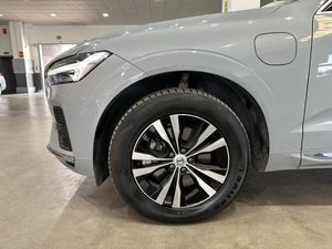 Volvo XC60 2.0 T6 AWD Recharge Core Auto - Foto 25