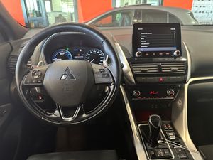 Mitsubishi Eclipse Cross 2.4 PHEV Kaiteki Auto 4WD - Foto 13