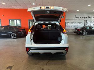 Mitsubishi Eclipse Cross 2.4 PHEV Kaiteki Auto 4WD - Foto 9