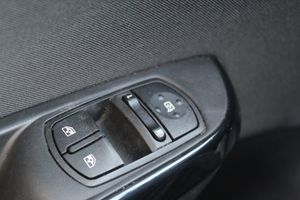 Opel Corsa 1.4 66kW (90CV) Selective - 120 Aniv GLP - Foto 22