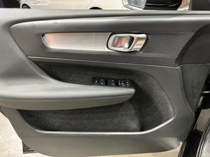 Volvo XC40 1.5 T4 Twin Recharge Inscription Ex Auto - Foto 14