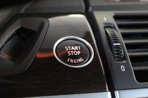 BMW X5 xDRIVE48i - Foto 18