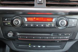 BMW X5 xDRIVE48i - Foto 22