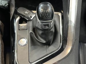 Peugeot 3008 1.2 PURETECH 96KW (130CV) ALLURE S&S - Foto 24