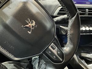 Peugeot 3008 1.2 PURETECH 96KW (130CV) ALLURE S&S - Foto 17