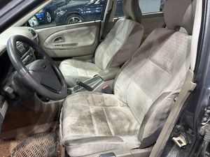 Volvo V40 1.6 Evolution - Foto 9