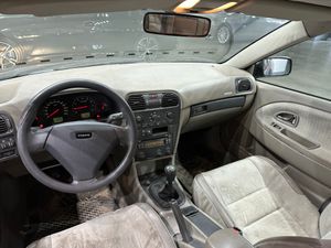 Volvo V40 1.6 Evolution - Foto 11