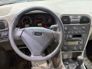 Volvo V40 1.6 Evolution - Foto 12