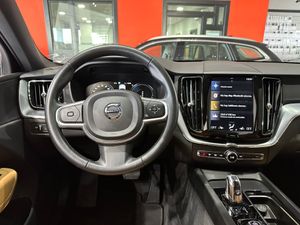 Volvo XC60 2.0 T8 AWD Business Plus Auto - Foto 13