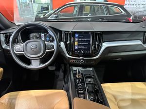 Volvo XC60 2.0 T8 AWD Business Plus Auto - Foto 12