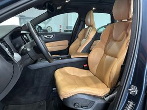 Volvo XC60 2.0 T8 AWD Business Plus Auto - Foto 11