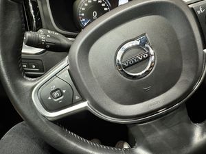 Volvo XC60 2.0 T8 AWD Business Plus Auto - Foto 17