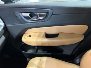 Volvo XC60 2.0 T8 AWD Business Plus Auto - Foto 15