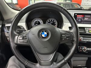 BMW X1 xDrive25e - Foto 13