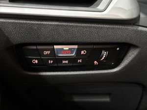 BMW Serie 3 318d Touring - Foto 19