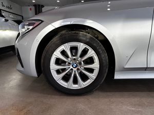 BMW Serie 3 318d Touring - Foto 30