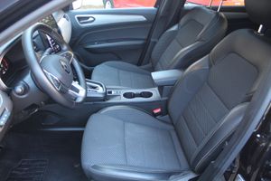 Renault Arkana Techno TCe 103kW(140CV) EDC mild hybrid - Foto 8