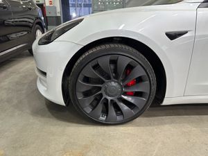 Tesla Model 3 Performance 4WD - Foto 25