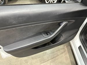 Tesla Model 3 Performance 4WD - Foto 14