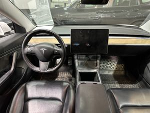 Tesla Model 3 Performance 4WD - Foto 12