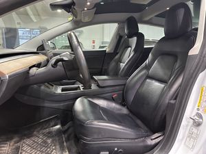 Tesla Model 3 Performance 4WD - Foto 11