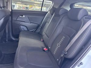 Kia Sportage 1.6 GDI Drive 4x2 - Foto 9