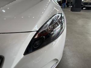 Volvo V40 1.6 D2 Básico - Foto 23