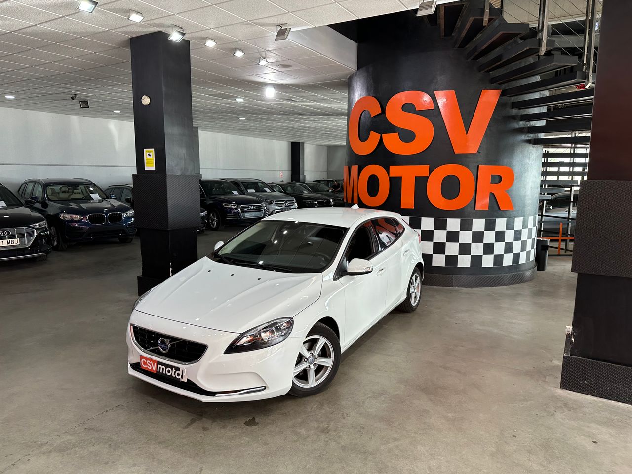 Volvo V40 1.6 D2 Básico - Foto 1