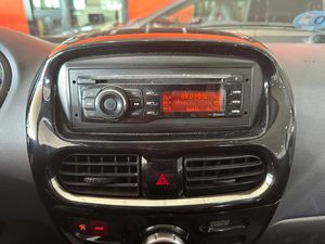 Peugeot iOn - - Foto 19