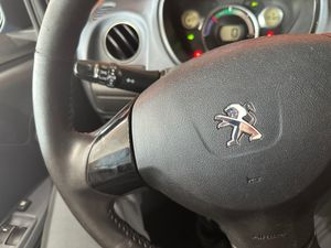 Peugeot iOn - - Foto 16