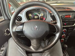 Peugeot iOn - - Foto 15