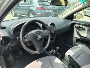 Seat Ibiza 1.4 16V 75 CV SIGNA - Foto 17