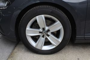 Volkswagen Passat Variant R-Line 2.0 TDI 140kW (190CV) DSG - Foto 33